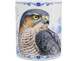 Mok met Sperwer (Accipiter nisus) illustratie - Gekleurde roofvogel in Delfts blauwe klassieke bosrand - Prachtige aquarel koffiemok voor natuurfan en vogelspotter - Zeer stoer en uniek cadeau
