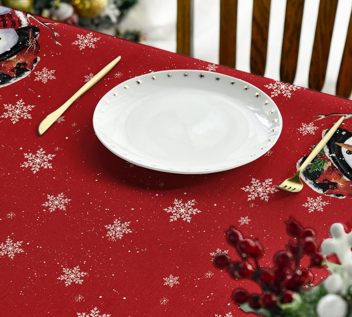 Allecto - Sneeuwpop Tafelkleed - Kerstmis Decoratie - Rood - Winter Tafelkleed - 85 x 85 cm - Geschikt voor Feesten - Vierkant