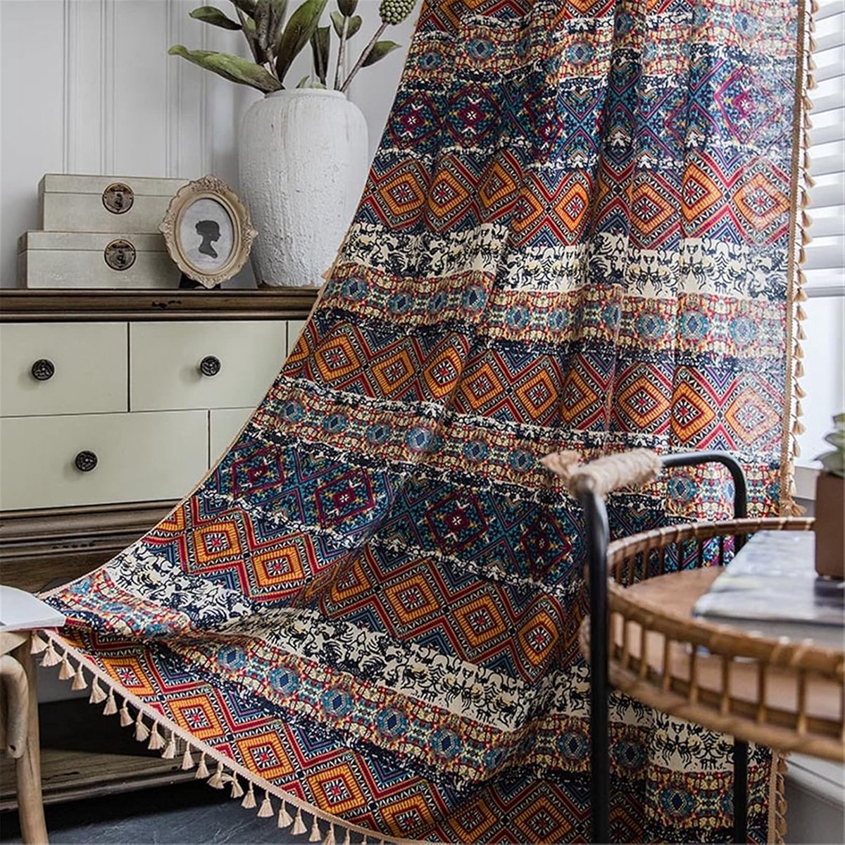 Boho Gordijn 1-Pack – Etnisch Chique Beige Kwastjes – Oranje Kubus Geometrie – Semi-Verduisterend Katoenen Linnen – Slaapkamer 145×200cm-Belle's product