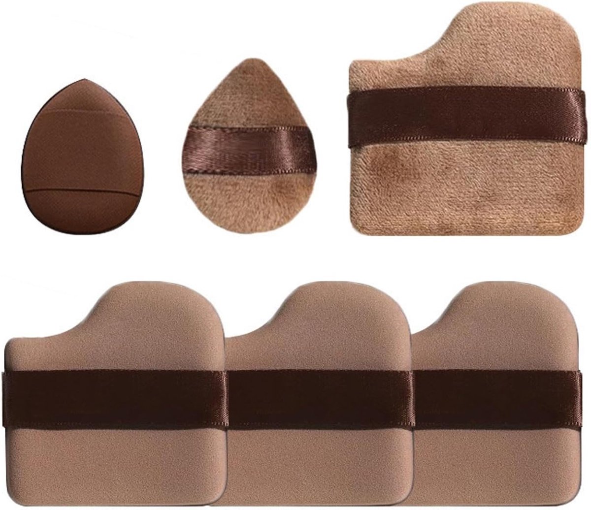 Set van 6 make-upsponzen: 4 grote en 2 kleine, ideaal voor foundation, poeder en concealer, wasbaar voor een perfecte afwerking.