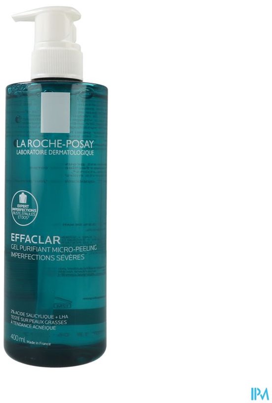 La Roche-Posay Effaclar micro-peeling zuiverende gel in een heldere turkooizen fles met pompje, op een witte achtergrond.