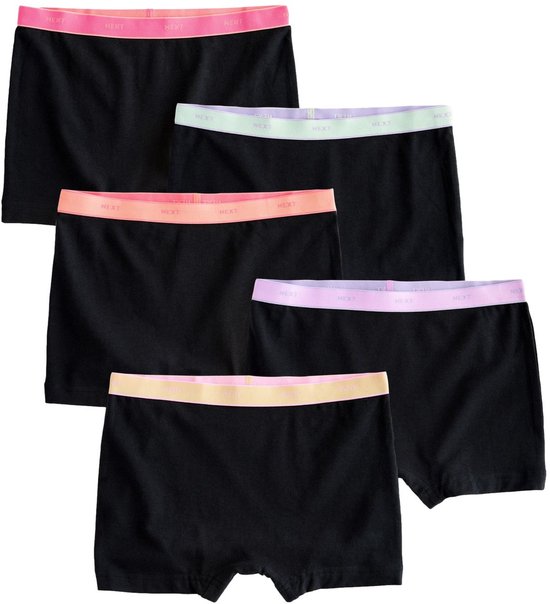 Set van vijf zwarte korte slips met verschillende gekleurde taillebanden: roze, oranje, paars en geel.