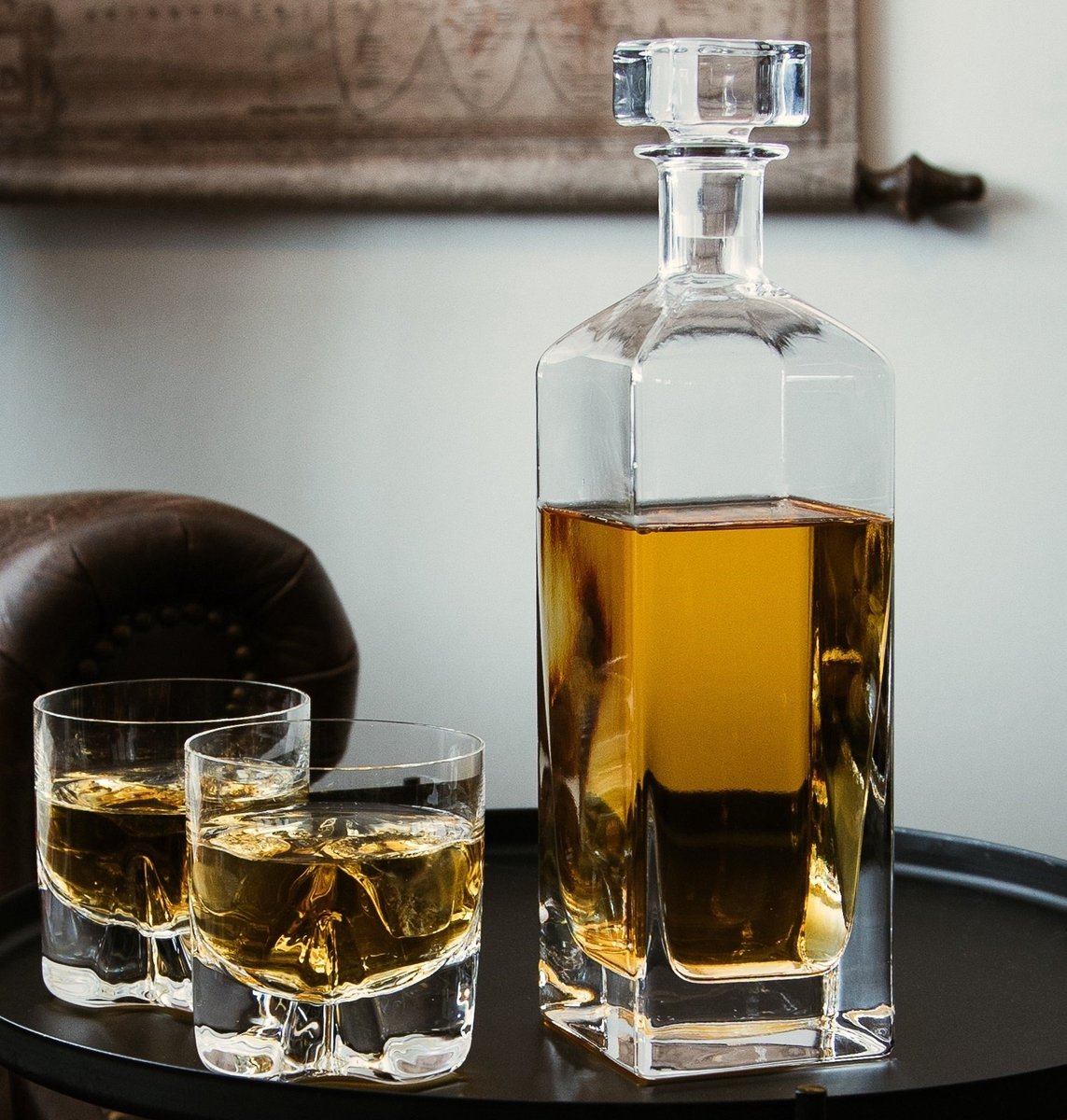Kristallen Whiskey karaf met whiskey glazen