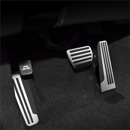 Auto Pedaal Covers - Gas Rem Pedalen - Verbeterde Grip - Roestvrij Staal Rubber - 3 Stuks Set - Zilver — afbeelding 3