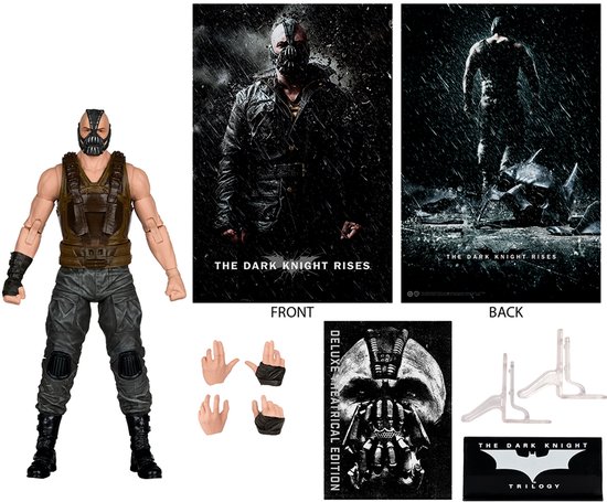 Actiefiguur van Bane, met masker, bruine vest en grijze broek. Inclusief extra handen en achtergrondkaarten.