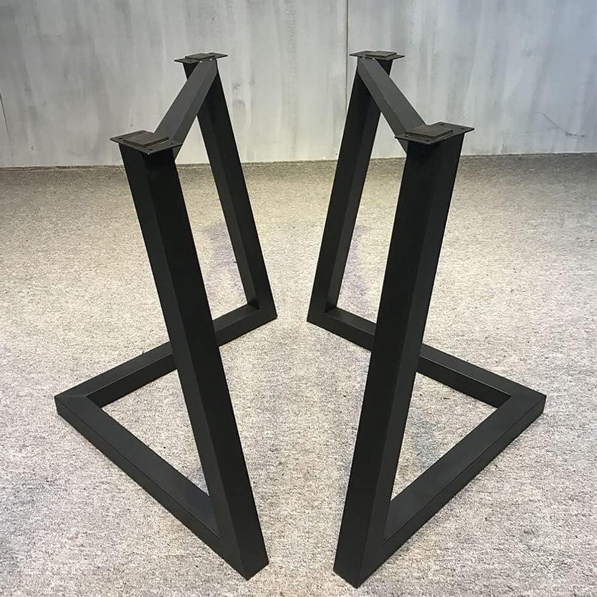 Bureaupoten 2 stuks - Tafelpoten Metaal - Meubels Maken - Industriële V-vorm - 70 cm Hoogte - Zwart