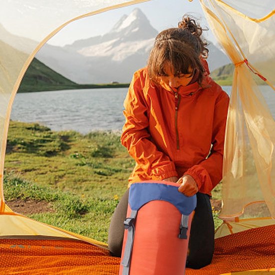 Opbergzak Compressie - Kledingzak - Kamperen Reizen - Waterafstotend Materiaal - 15L Capaciteit - Oranje — afbeelding 2