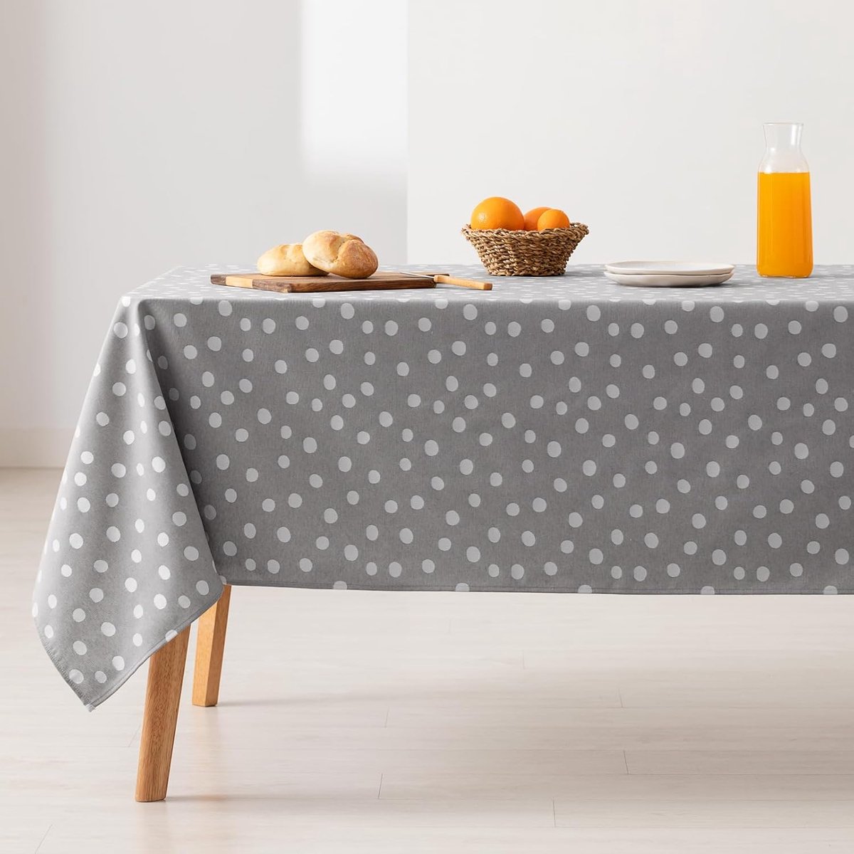 Tafelkleed Jacquard - Effen Stof - Eettafel Dekken - Vuilafstotend - 140x140 cm - Lichtgrijs