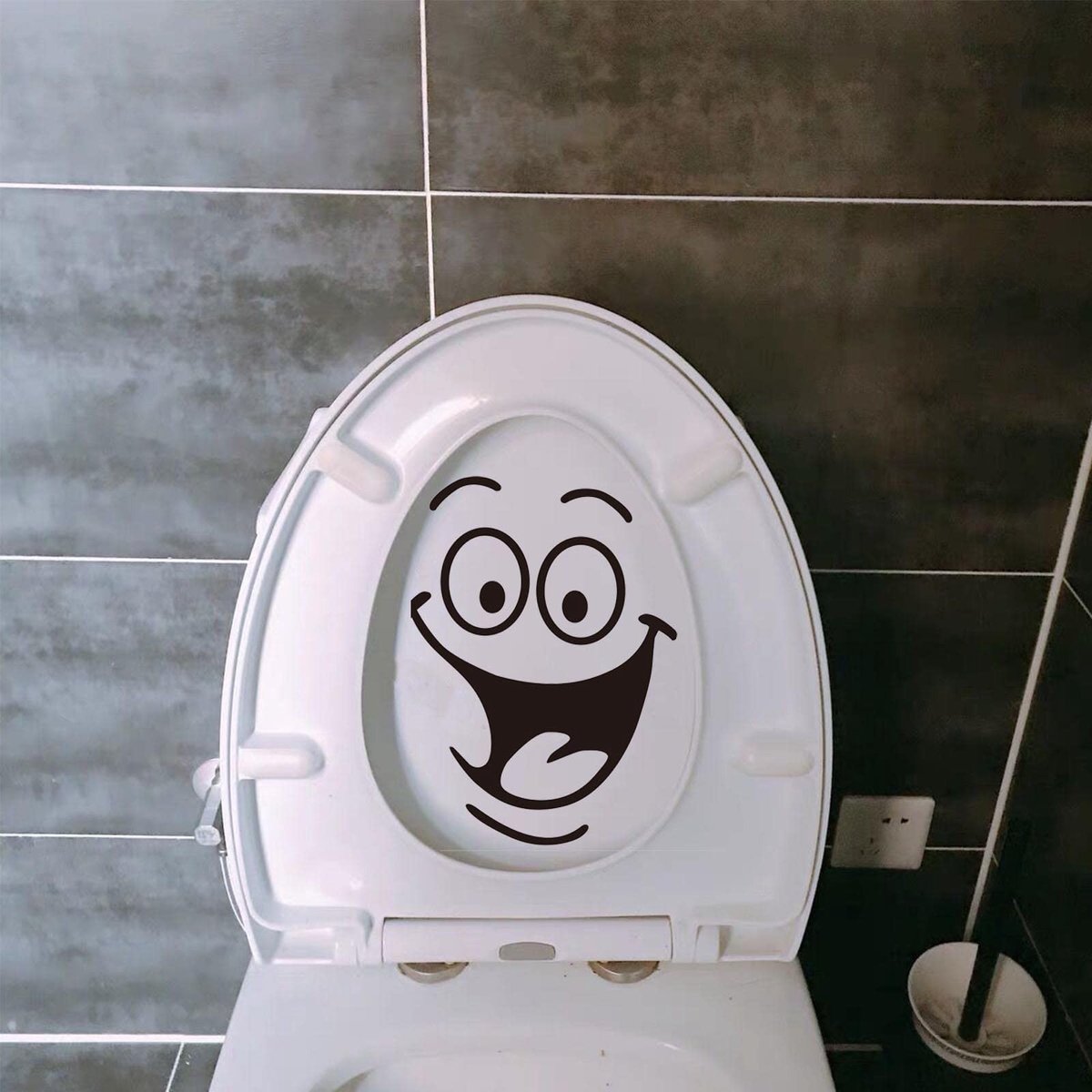 Dailygoods- Toiletbril - Decoratieve Stickers - PVC - Waterdicht - Afneembaar - Herbruikbaar - 2x Stickers met Smiley - Wc-decoratie