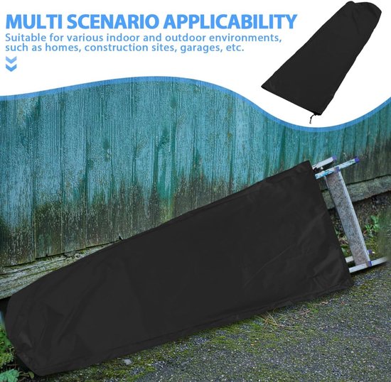 Zwarte ladderhoes op een schutting, met tekst 'Multi Scenario Applicability'.