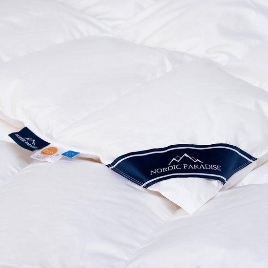 Nordic Paradise - Couette en duvet Royal - 90 % duvet d'oie polonais - 240x220 cm - Toutes saisons - Medium