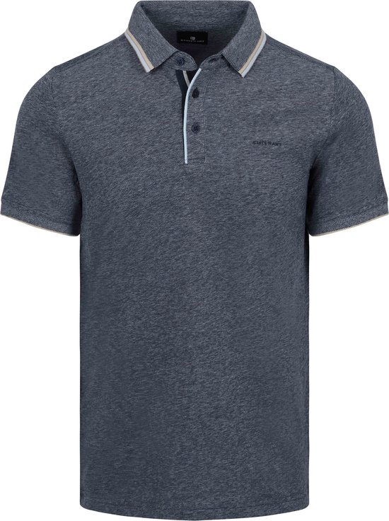 Donkerblauwe polo met korte mouwen, logo op borst en beige/lichtblauwe boord.