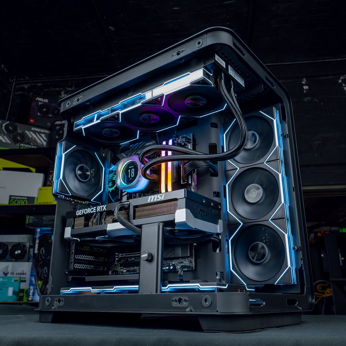 FlowUP Zeus - Gaming PC - Intel Ultra 9 285K - NVIDIA RTX 5090 32GB - 32GB DDR5 RAM - 2TB - LCD Waterkoeling — cadeau in Cadeau-ideeën - foto 6