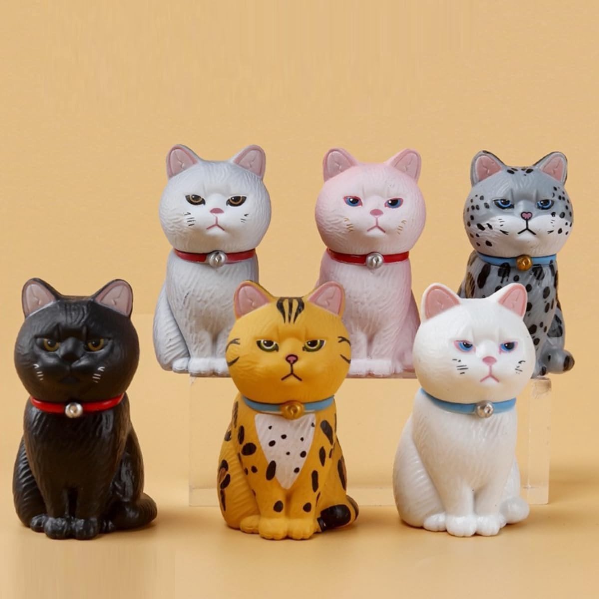 Set van 6 Zittende Kat Figuren voor Decoratie, Miniatuur Beelden voor Tuin, Aquarium en Cake Decoratie