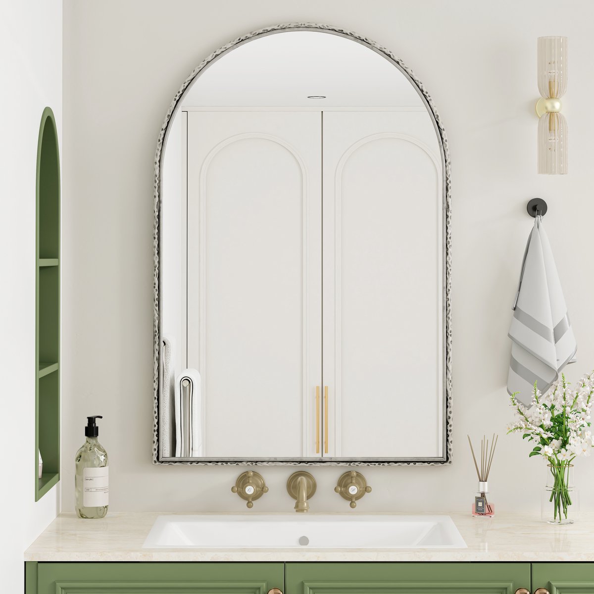 Re-purelife® Boogspiegel wandspiegel 60×90 cm - zilver - badkamer- en make-upspiegel - wan