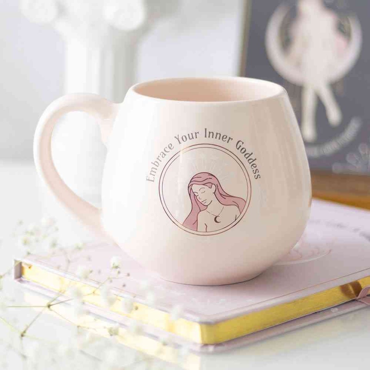 Something Different - Embrace Your Inner Goddess Rounded Mok/beker - Multicolours