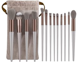 13-delige make-upborstelset met zachte haren en pluche tas