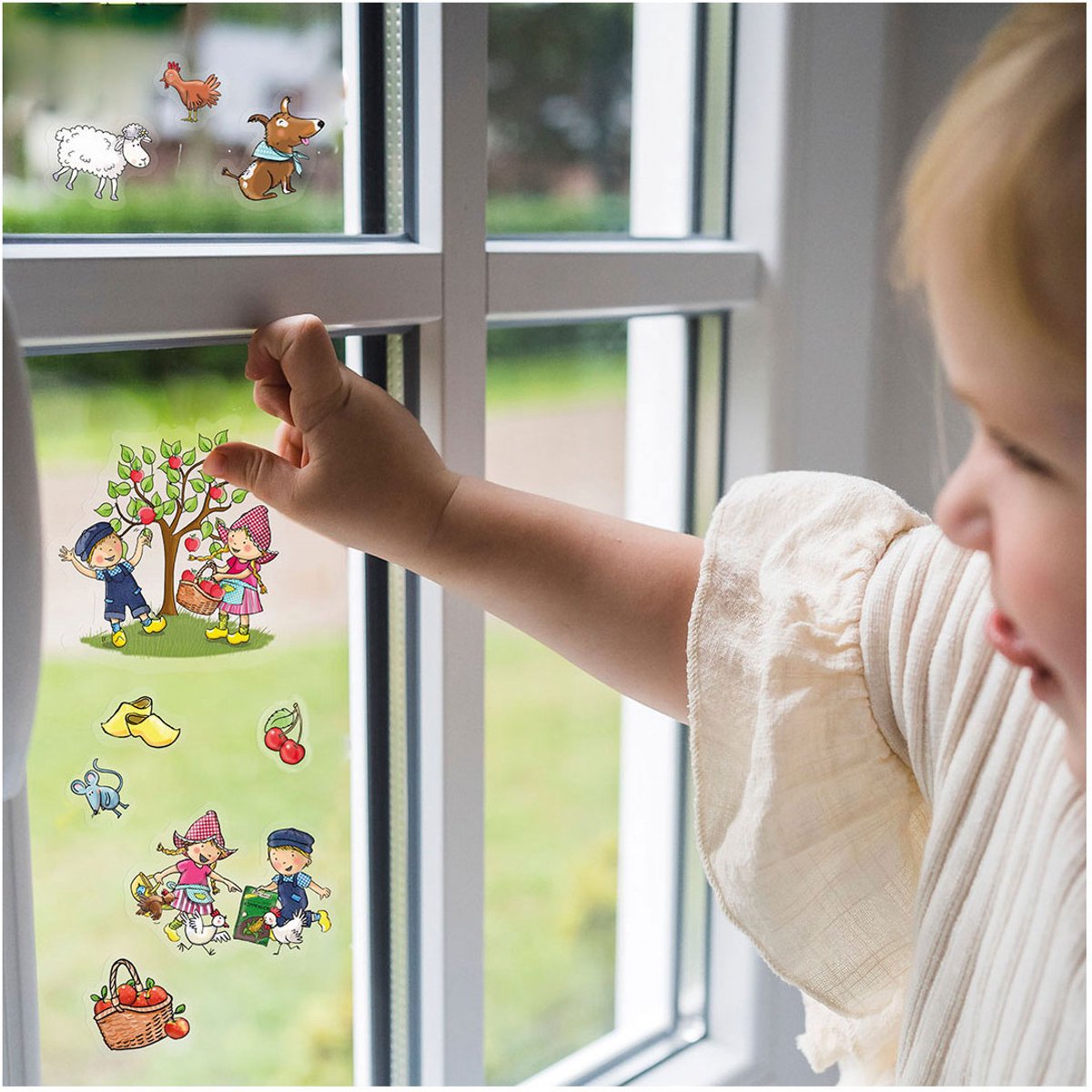 Fien & Teun Verplaatsbare raamstickers - 4 stickervellen - Met speelachtergrond - Peuter en kleuter speelgoed - Knutselen - Voor meisjes en jongens - Vanaf 3 jaar - Speelgoed kinderen - Totum — afbeelding 2
