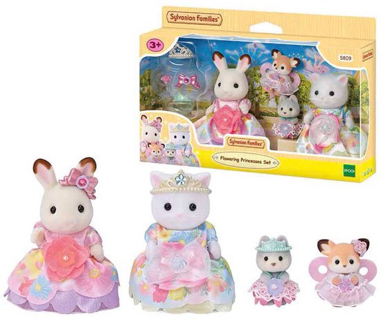 Doos van Sylvanian Families 'Flowering Princesses Set' met 4 figuren en accessoires. Losse figuren: konijn, vosje, poesje, kat.