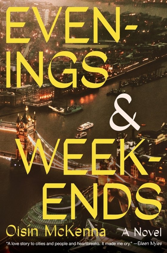 Livre 'Evenings & Weekends' par Oisín McKenna, avec une vue nocturne de la ville de Londres et du Tower Bridge.