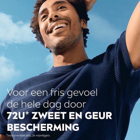 Man met frisse uitstraling, genietend van 72u zweet- en geurbescherming.