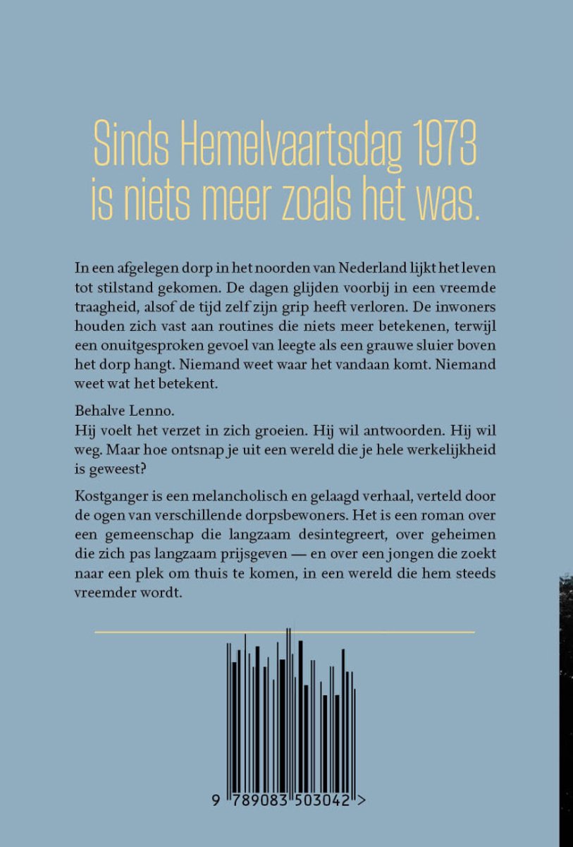 Achterkant boek met tekst: Sinds Hemelvaartsdag 1973 is niets meer zoals het was.