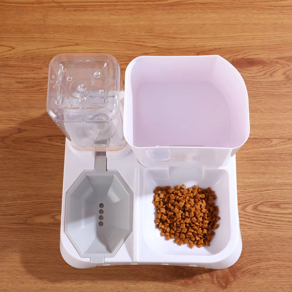 Afbeelding 3 van Kattenvoerbak met automatische voerfunctie en watercompartiment – 2-in-1 design