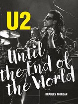 U2 - In camera met Kevin Davies - 50 jaar bandgeschiedenis | bol