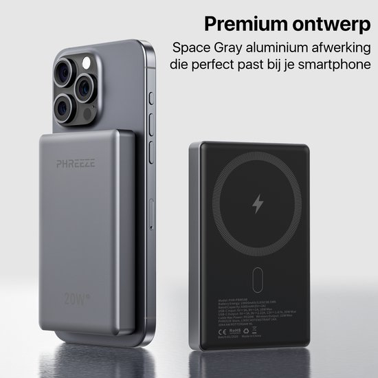 Grijze Phreeze powerbank magnetisch op een iPhone. Zwarte powerbank met MagSafe-logo en specificaties.