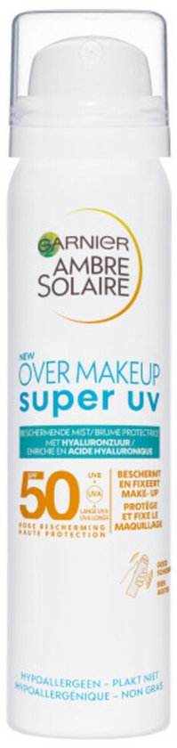 Garnier Ambre Solaire Over Make-up Super UV Mist Gezicht SPF50 - met Glycerine, Vitamine E en Hyaluronzuur – Beschermt & Fixeert Make-up - Skizonnebrandcreme - 75ml