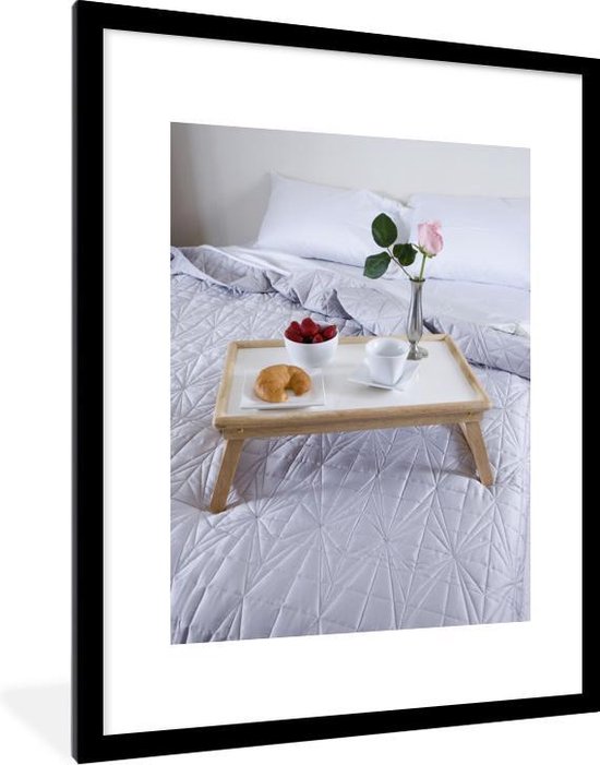 Dienblad met ontbijt op bed 60x80 cm