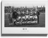 Walljar - Elftal MVV '63 - Zwart wit poster met lijst
