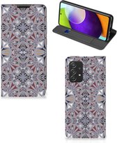 Flipcover Geschikt voor Samsung Galaxy A52 5G Enterprise Editie | A52 4G Smart Cover Flower Tiles