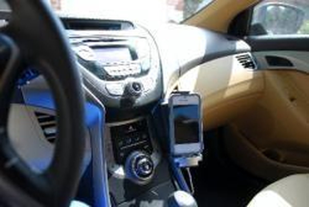 Kuda houder geschikt voor Hyundai Elantra 2010-2016 Kleur: Zwart