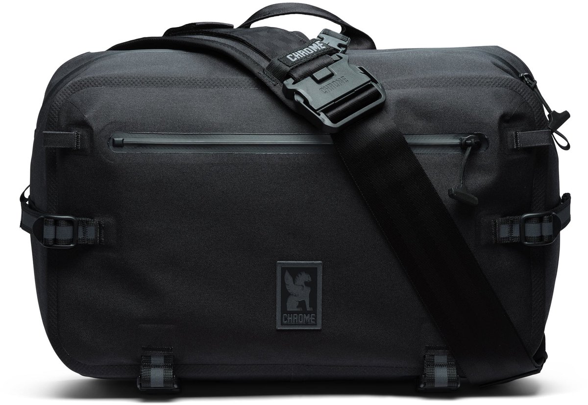 Chrome Kadet Max WP - Schoudertas 15 39.5 cm (black)