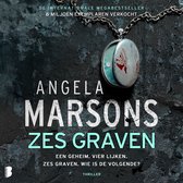 Boekomslag van Zes Graven door Angela Marson. Een zilverkleurige medaillon met bloedvlekken, hangend aan een ketting.