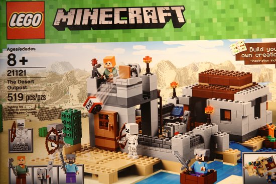 LEGO Minecraft The Desert Outpost 21121