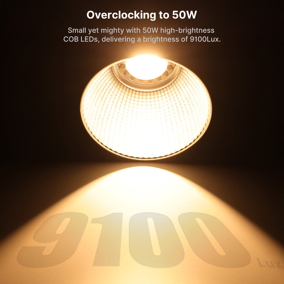 Ulanzi 40WRGB COB Lamp RGB - 9100 Lux studiolamp - 50W overclock - Ingebouwde 3.400 mAh accu - Zwart