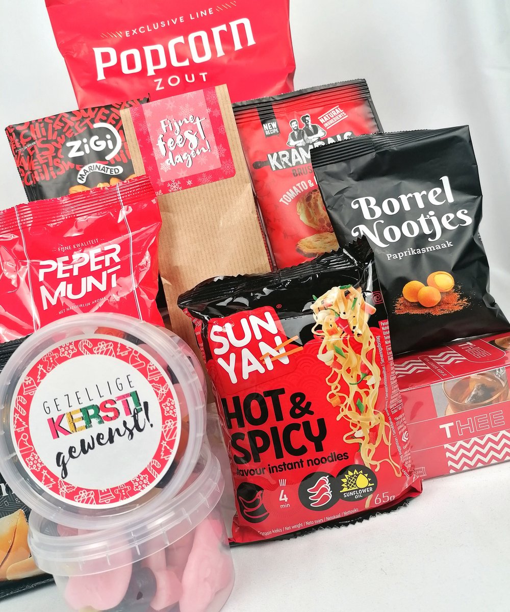 Kerstpakket "Merry Little Christmas" – Compact Borrel- & Snackpakket – Kerstcadeau met Hartige & Zoete Snacks – foto 2