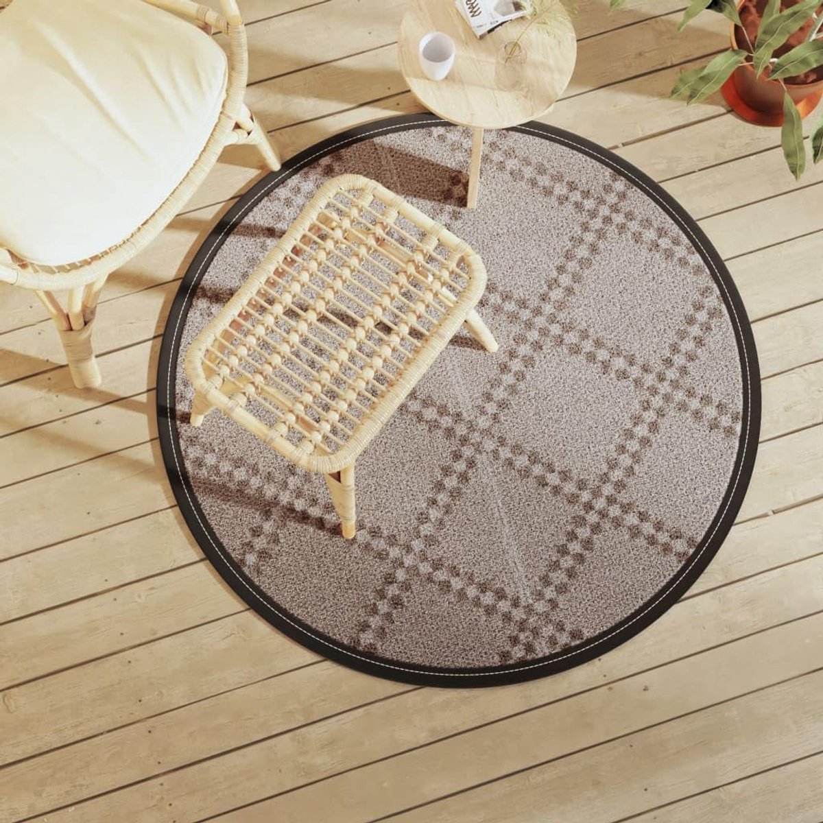 Tapijt ARAKIL 120 cm diameter voor balkon terras tuin bruin polypropyleen duurzaam onderhoudsvriendelijk aan beide zijden bruikbaar