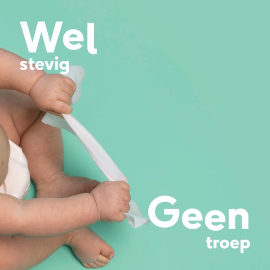 Babyhandjes trekken aan een billendoekje. Tekst: 'Wel stevig, Geen troep.'