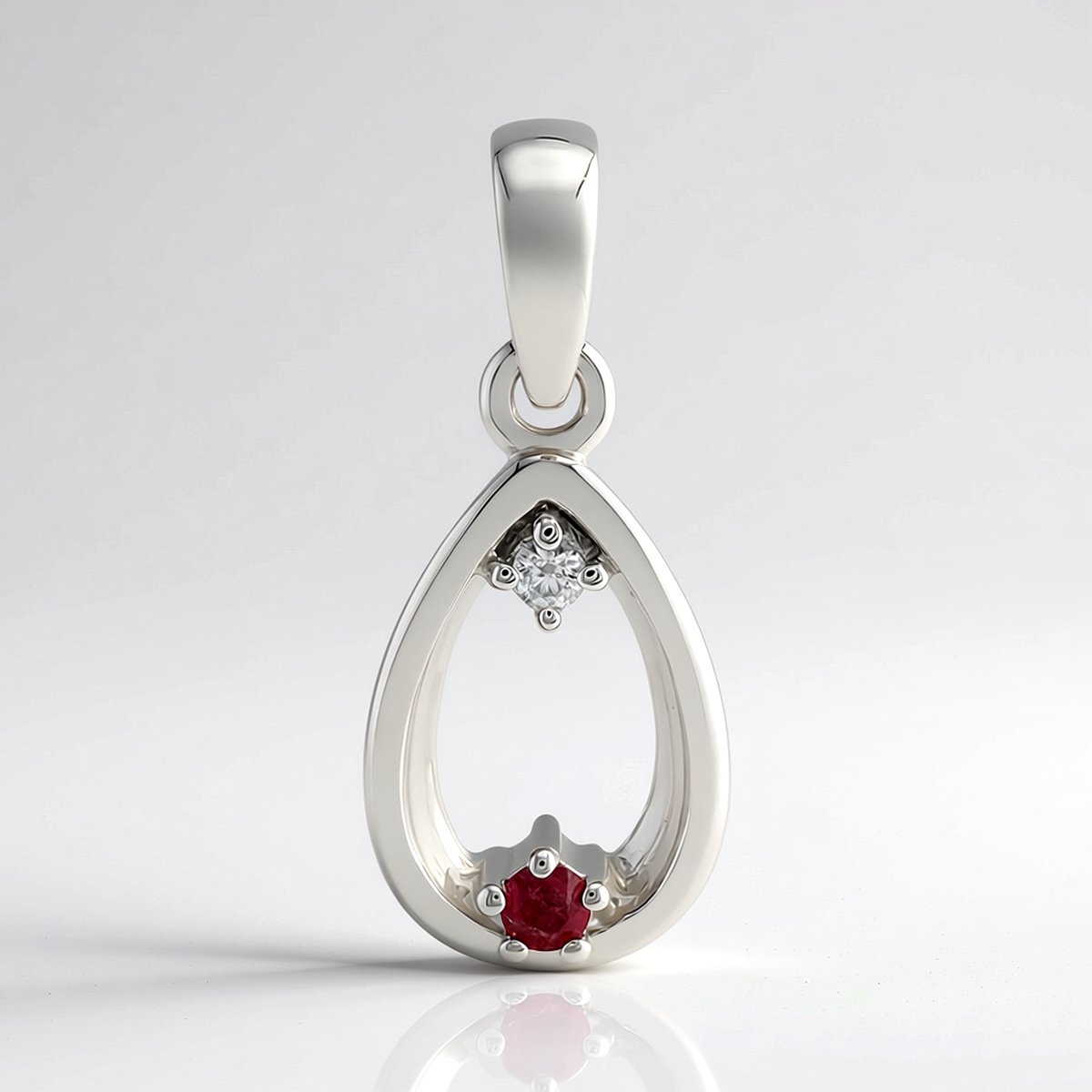 Zilveren hanger met rode beryl en zirkoon