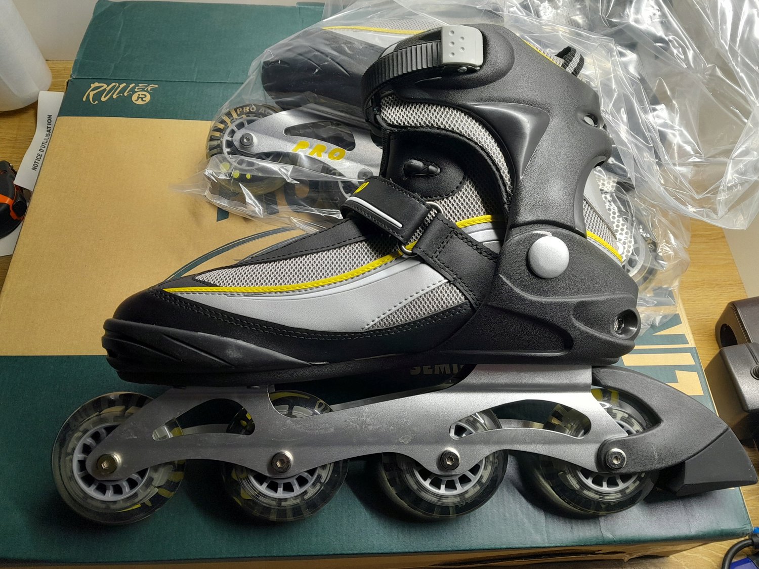 Acro rolschaatsen ABEC-5 29 5cm binnenzool