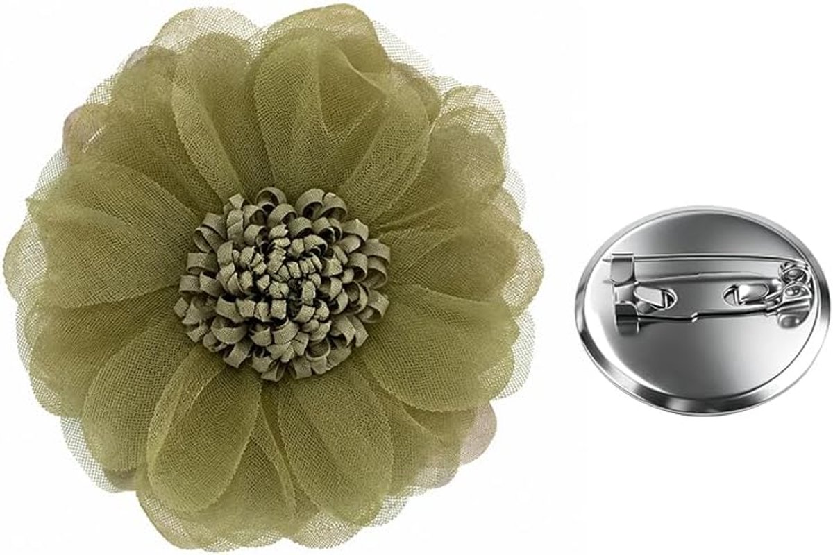 Bloemenbroche van stof, grote speld voor bruiloft