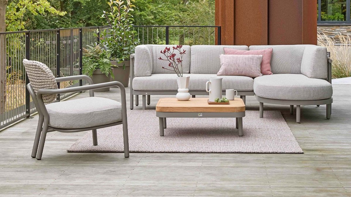 Apple Bee Lugano Lounge Chair