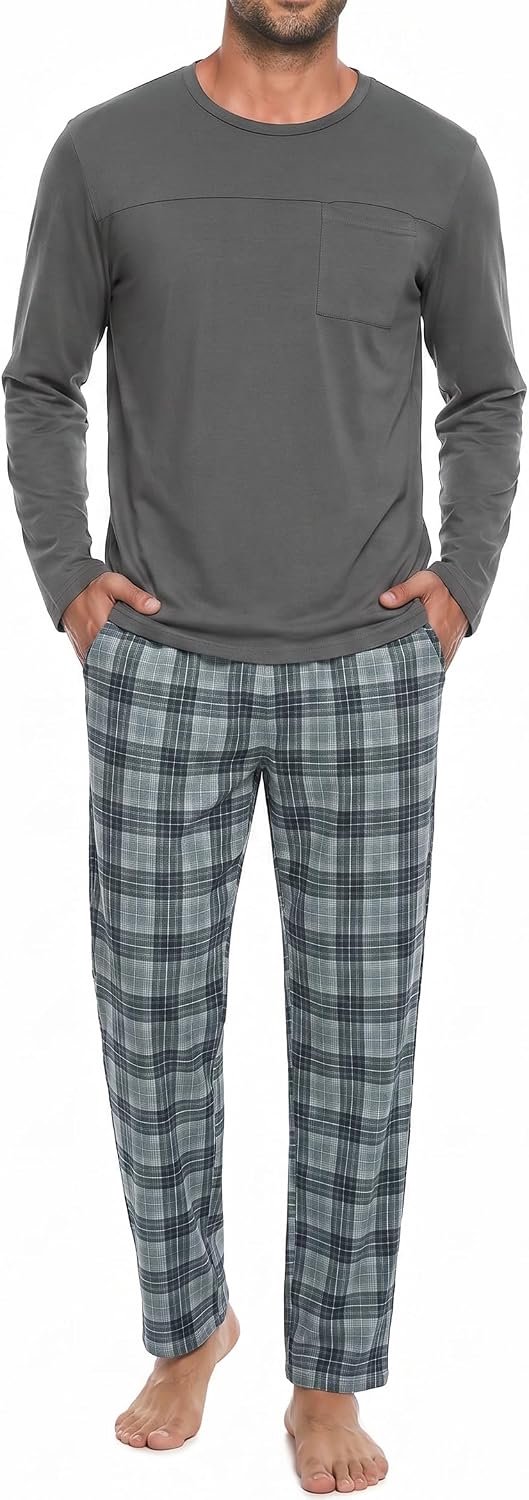 Herenpyjama met ronde hals en geruite broek