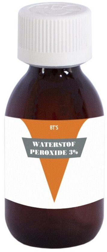 Bruine fles met wit dopje. Etiket met "BT'S WATERSTOF PEROXIDE 3%".