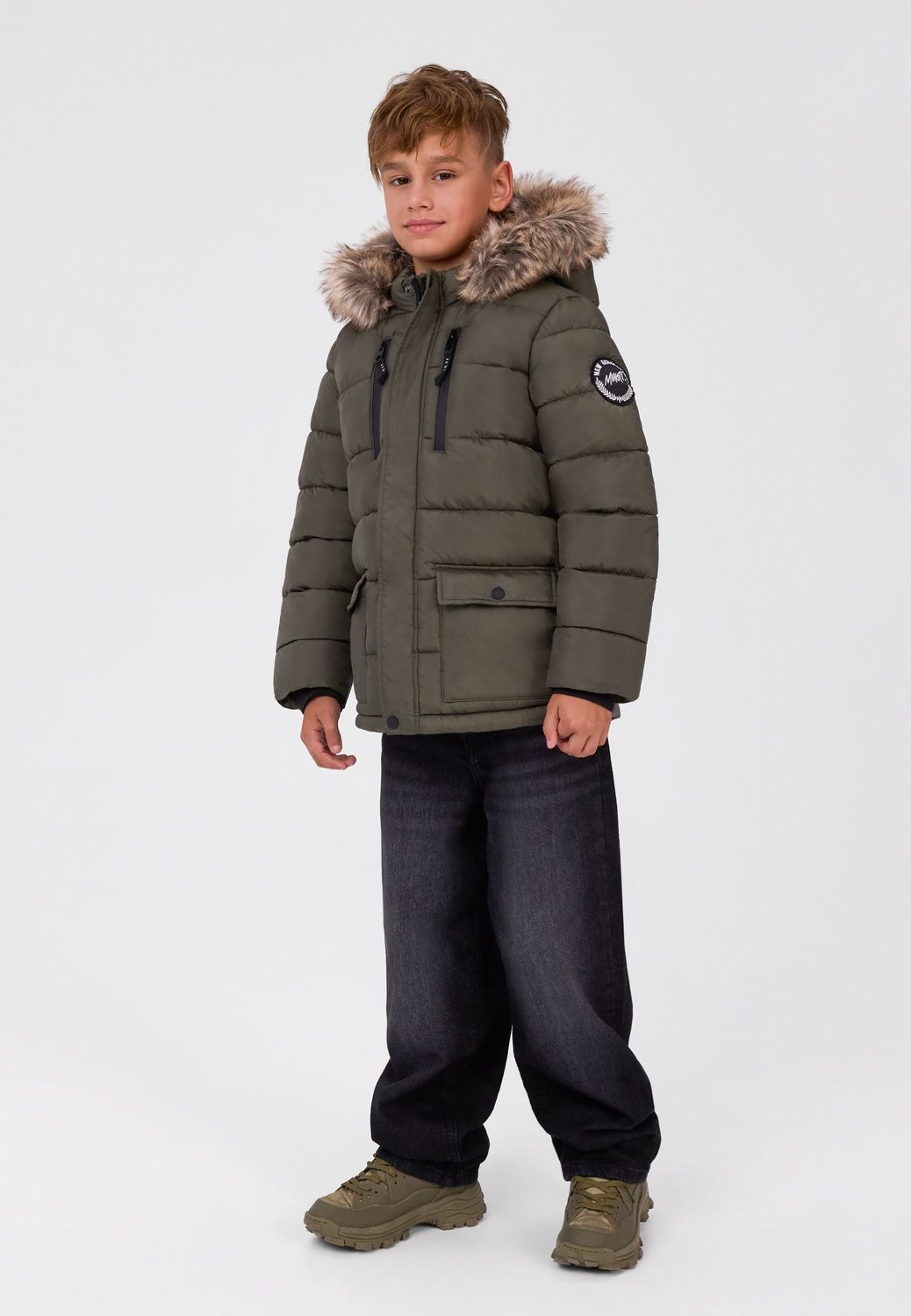 Minoti winterjas jongens – parka met imitatiebont – vier zakken – kaki