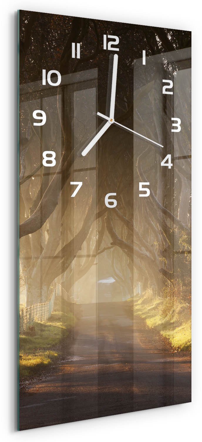 Tulup Wandklok - Mist in het bos Klok Glas Met Opdruk - 30x60 cm - Bruin Moderne Wandklok Glas - Witte handen - Rechthoekige Klok - Decoratieve Glazen Klok - Glazen Wandklok Design