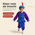Kind in pietenpak. Tekst: 'Klaar voor de intocht', 'Voor 5 december', 'Paars en blauw'.